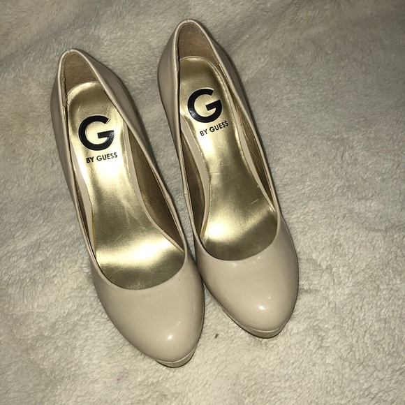 GUESS heels - Picture 3 of 4